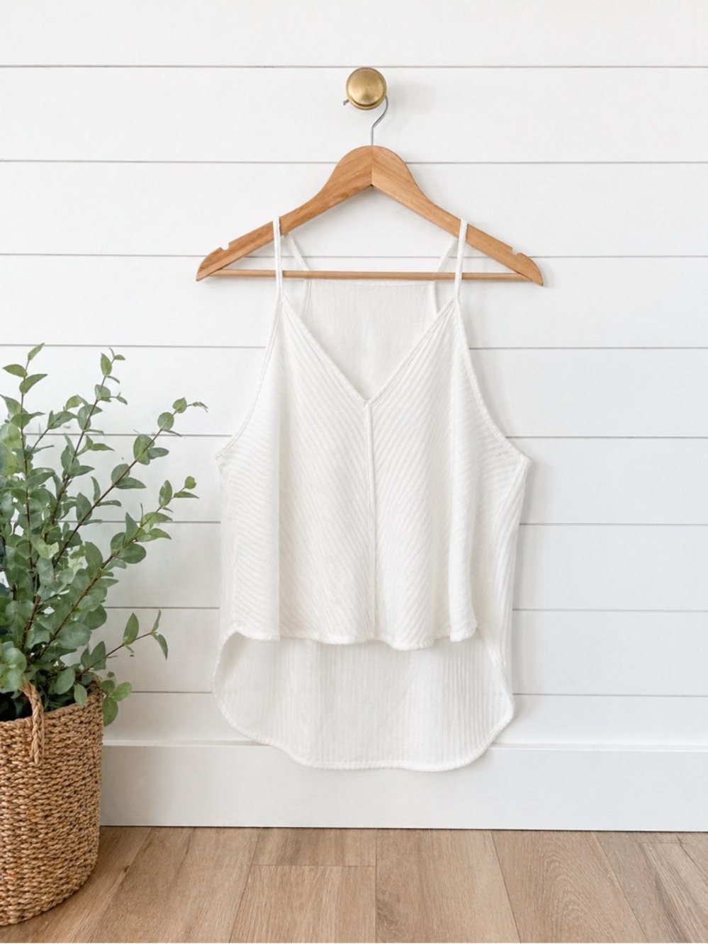 💜🤍White Ribbed Flowy Tank Top | Size Large | Lightweight Layering Camisole